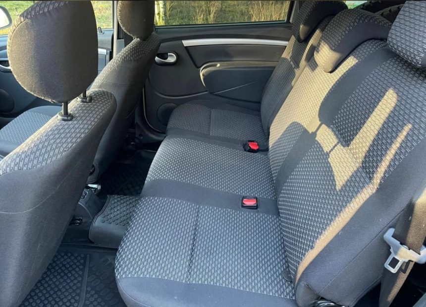 Аренда Лада Ларгус в Калининграде | Прокат Минивэна Lada Largus | Цена ...